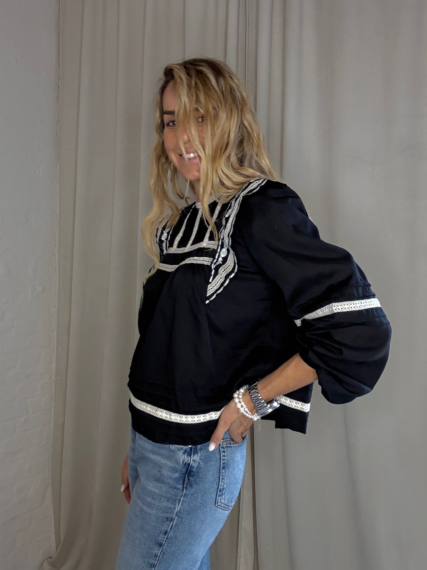 Sassy Copenhagen - Blouse - Black - Mathilda