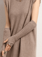 Andcopenhagen - Wrist warmer with pearl long Mai - 100% Cashmere - Coffee