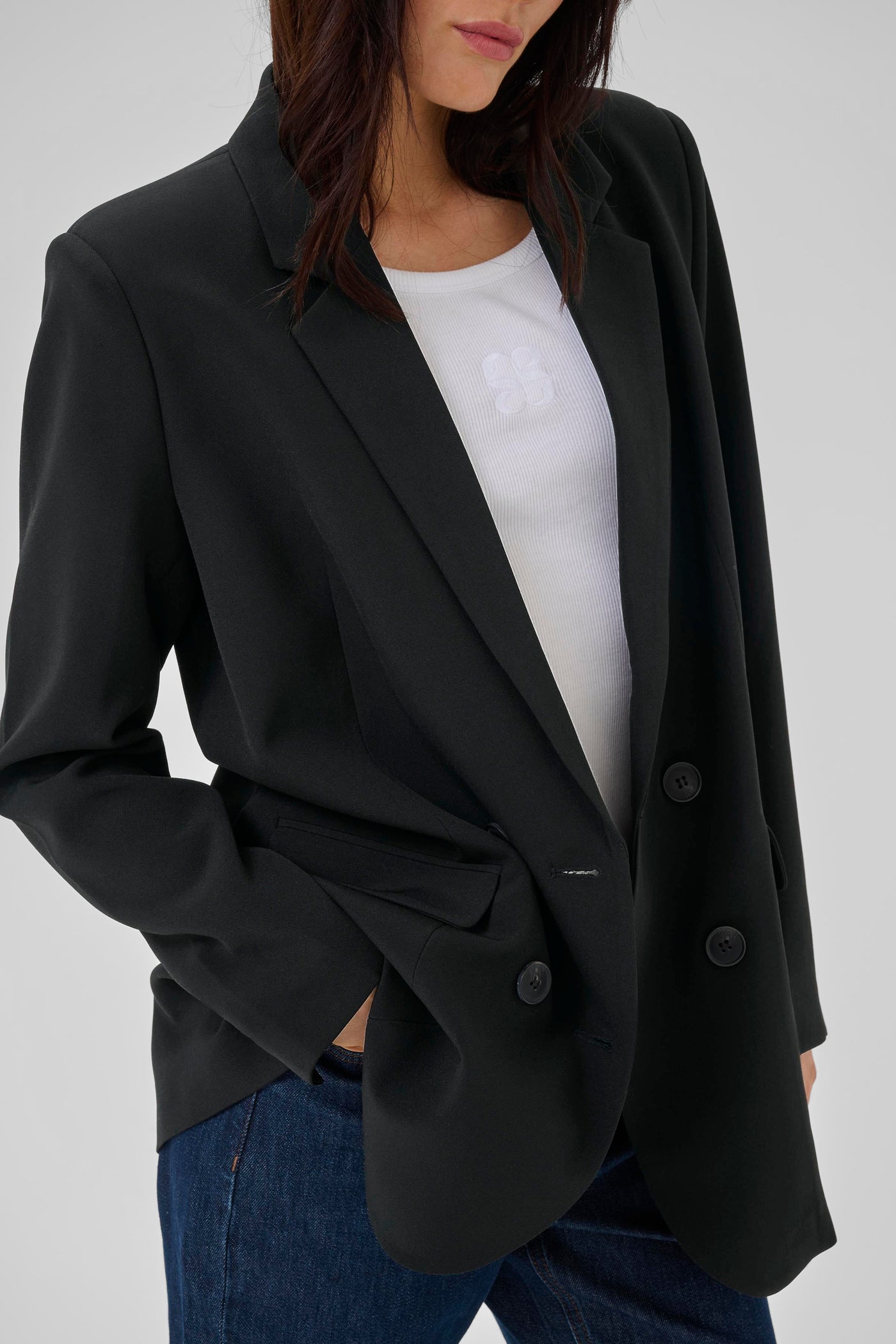 My Essential Wardrobe - Blazer - Black - 27 The tailored blazer