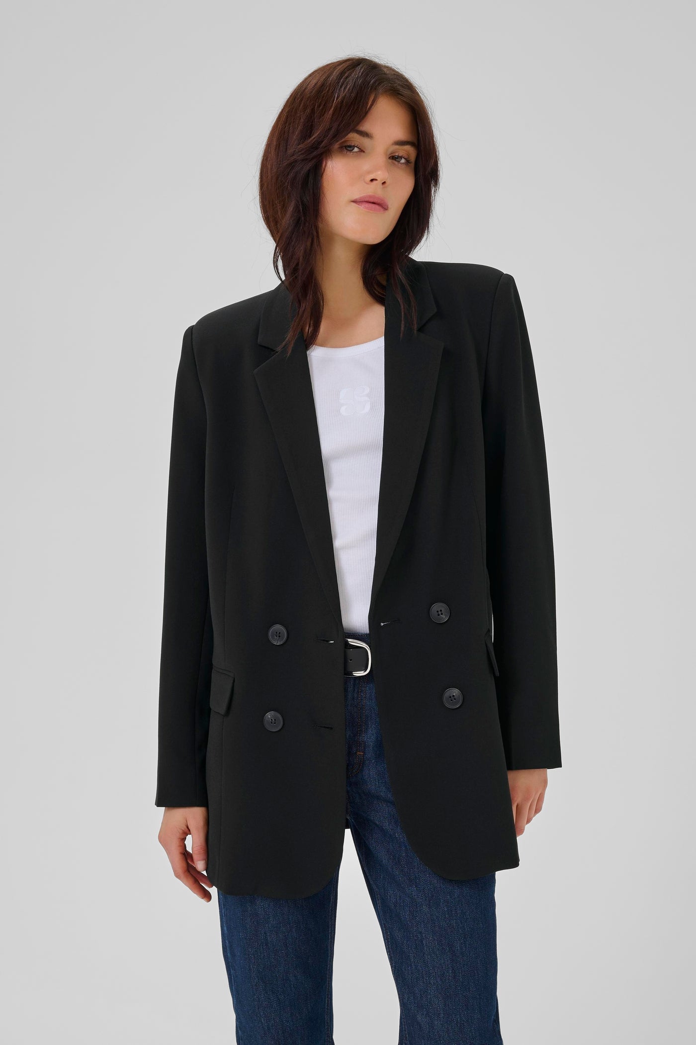 My Essential Wardrobe - Blazer - Black - 27 The tailored blazer