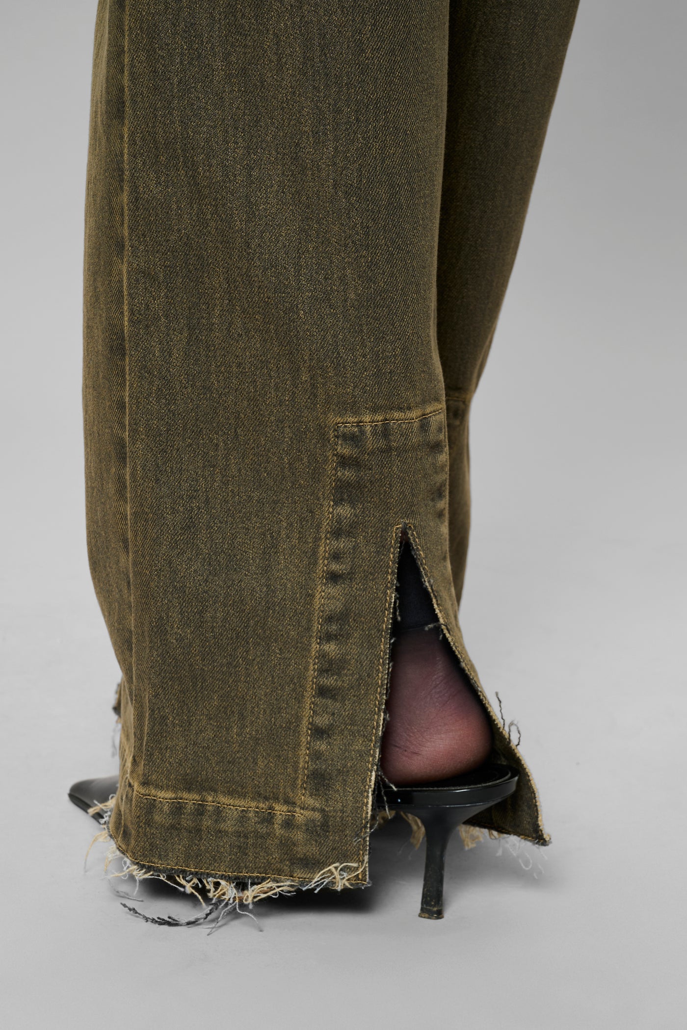 My Essential Wardrobe - Jeans - Amber Retro Wash Brown - Saba 139 High Straight Slit