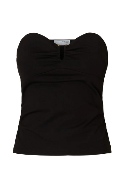 Sort bandeau top fra Selected Femme med U-ring i midten og aftagelige stropper.