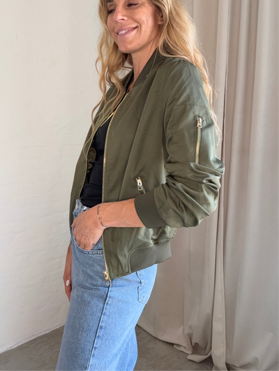 Sassy Copenhagen - Bomber jacket - Army green - Nora (small in size)