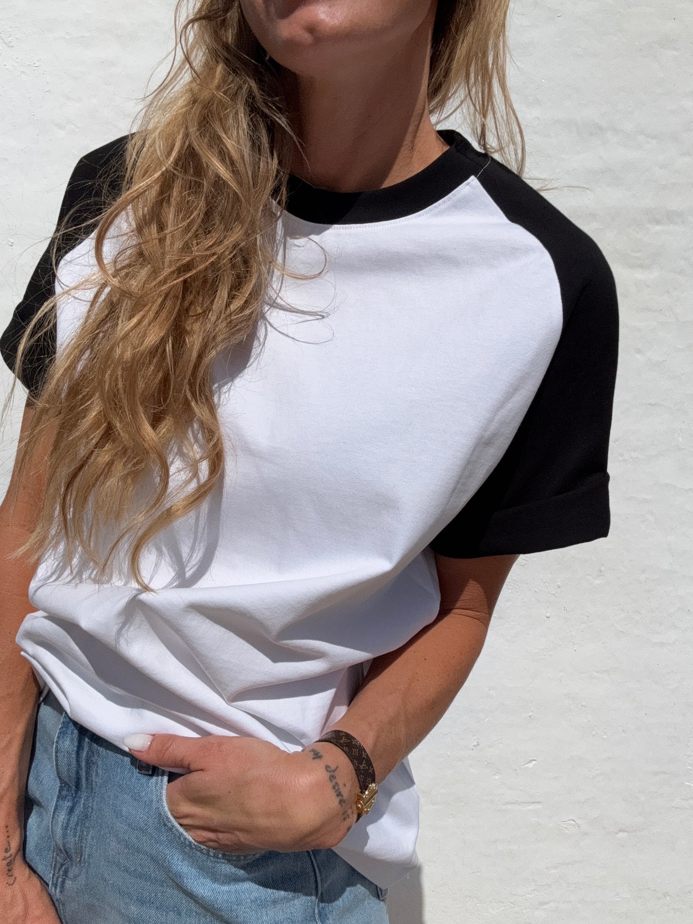 Sassy Copenhagen - T-shirt - White/Black - Ama