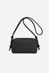Esmina fra Andcopenhagen er en elegant crossbody-taske i sort vegansk læder