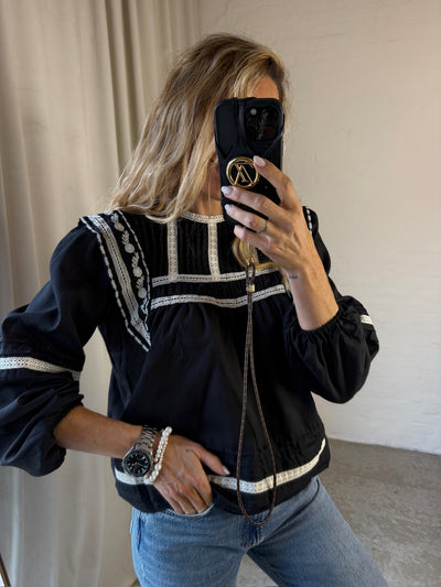 Sassy Copenhagen - Blouse - Black - Mathilda