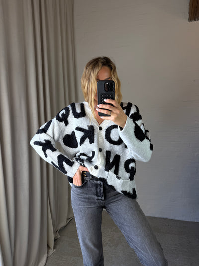 Female - Knit - White - Jenny