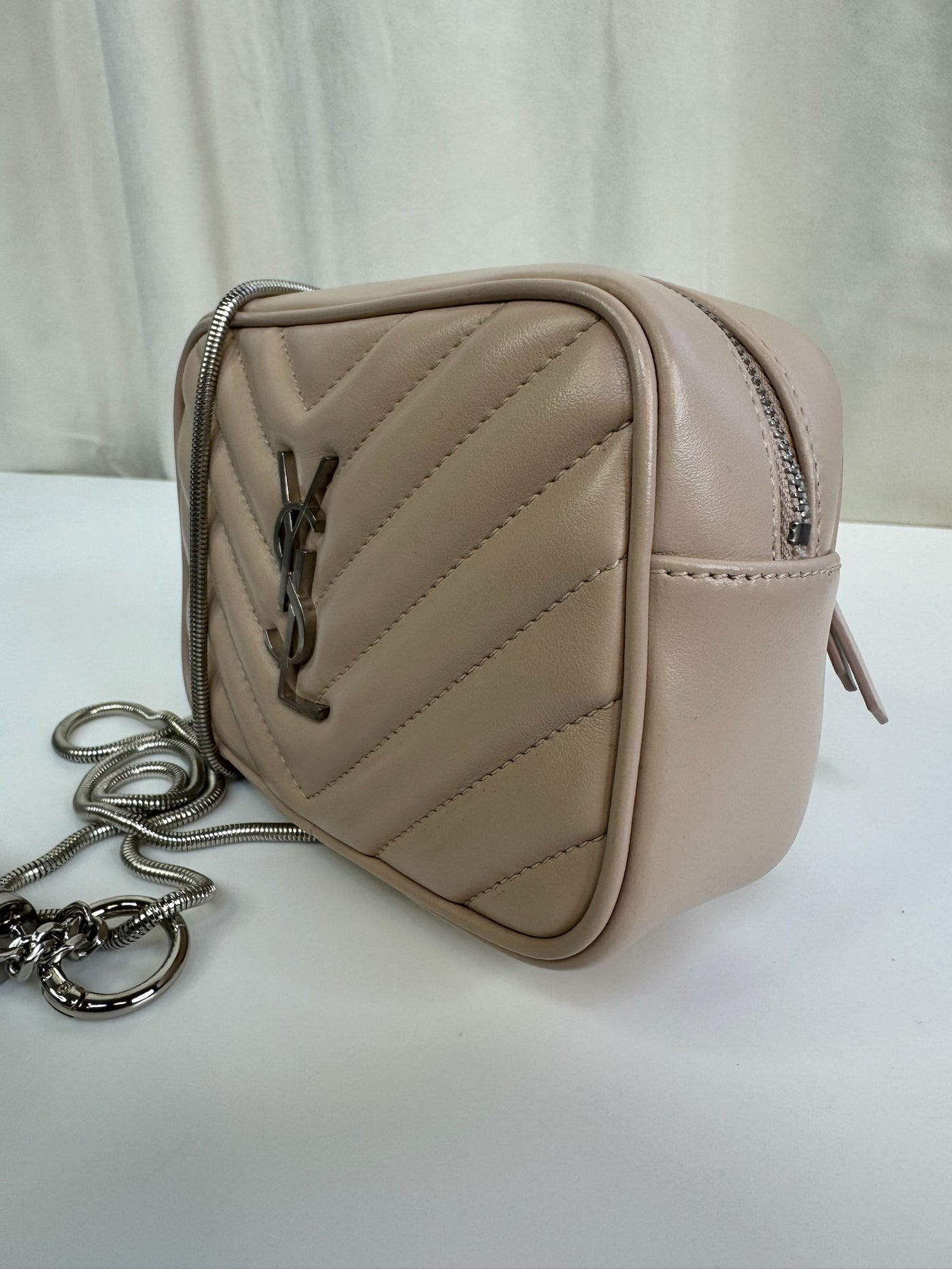 Yves Saint Laurent - lou crossbody bag - Beige - Secondhand