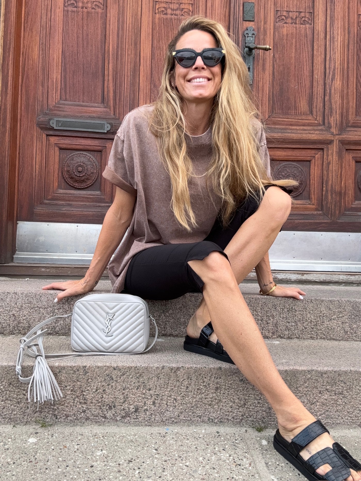 Sassy Copenhagen - T-shirt Oversize - Dark Coffee - Elle (BEMÆRK preorder til uge 20)