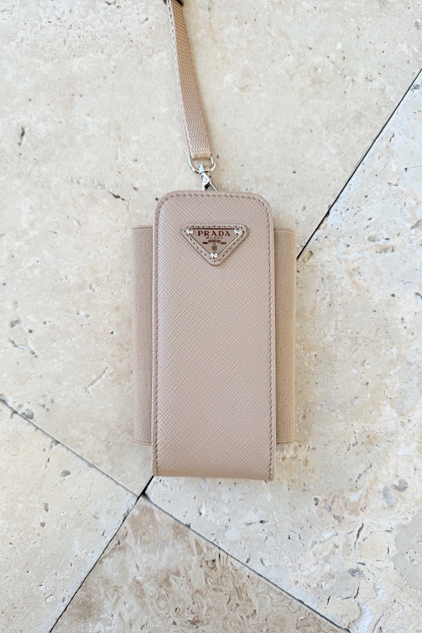 Prada - Saffiano læder telefonholder - Beige - Secondhand