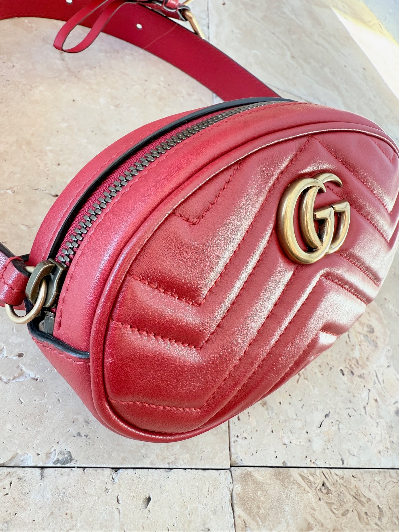 Gucci - GG Marmont bæltetaske - Rød - Secondhand