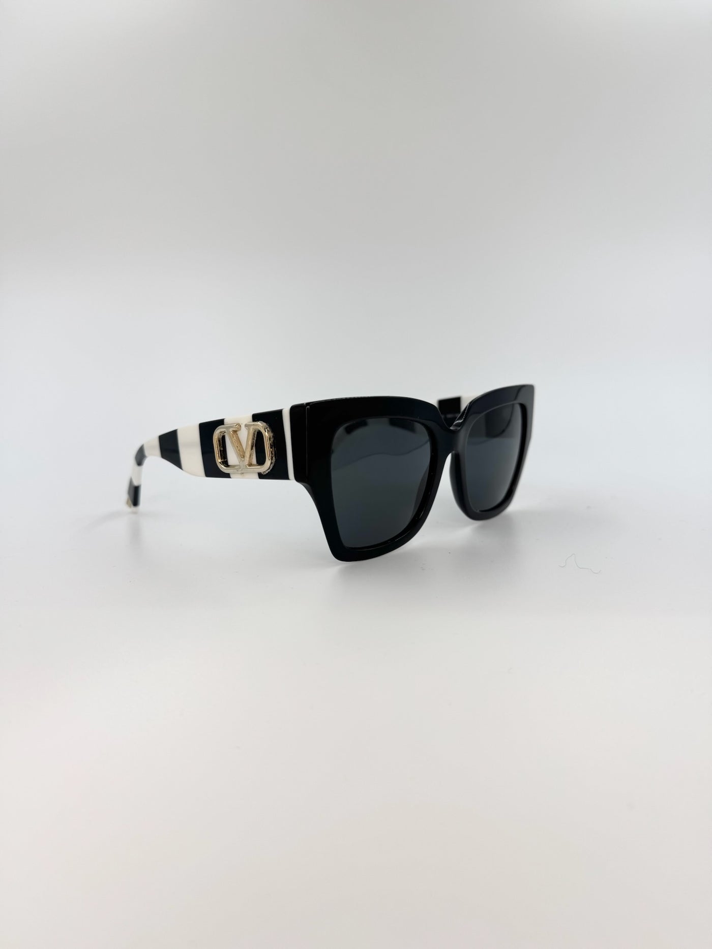 Valentino - Solbriller - Black/white - Secondhand