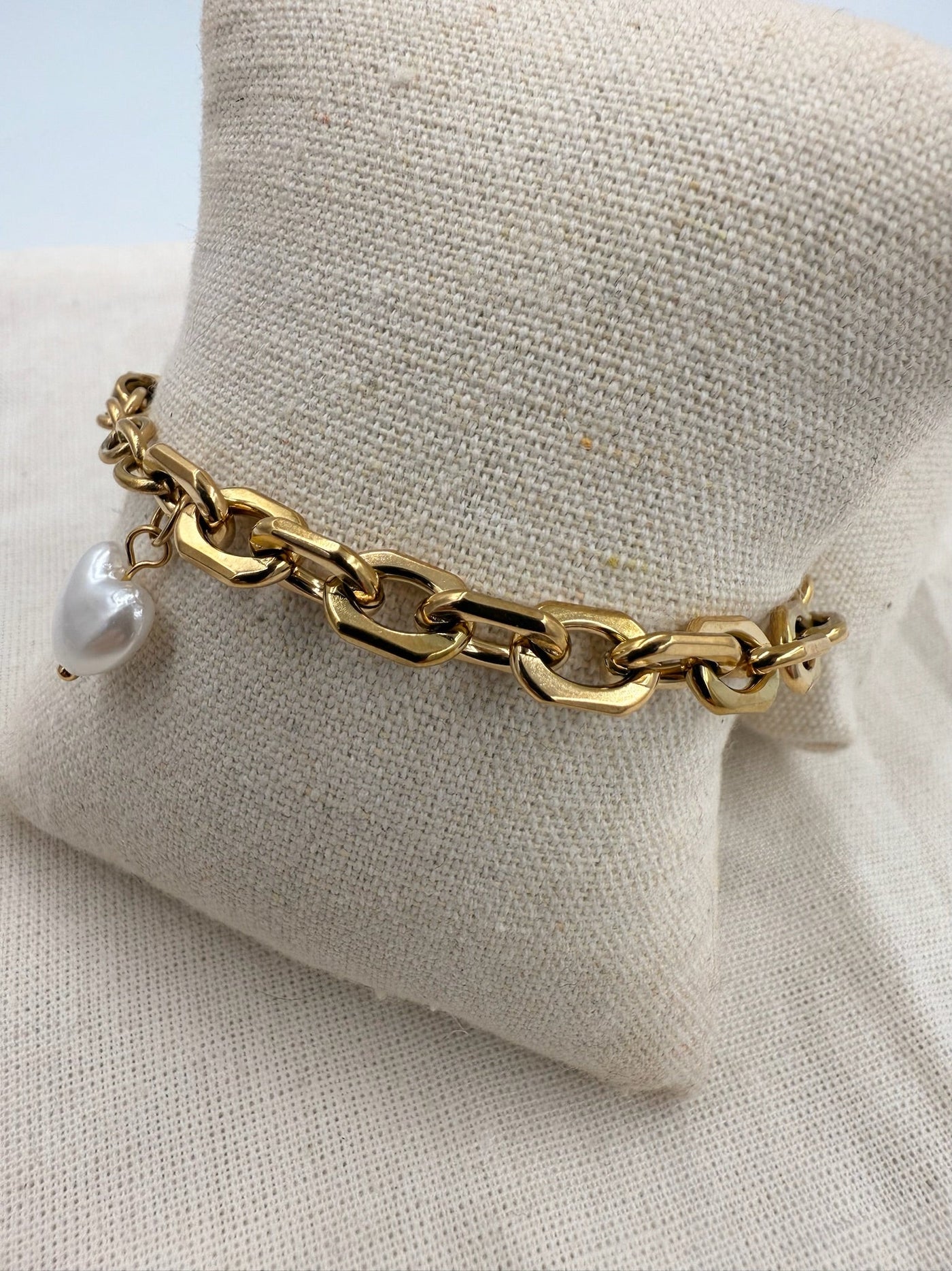 Nine - Heart pearl Bracelet