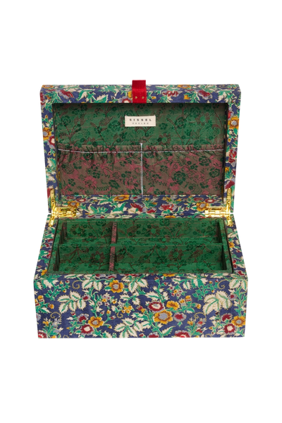 Sissel Edelbo - Jewelry box/organizer - Jacita SILK - No. 55 pp