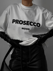 Sassy Copenhagen -Statement t-shirt - Hvid - Prosecco mood ( bemærk str m/l er i preorder til uge 52)