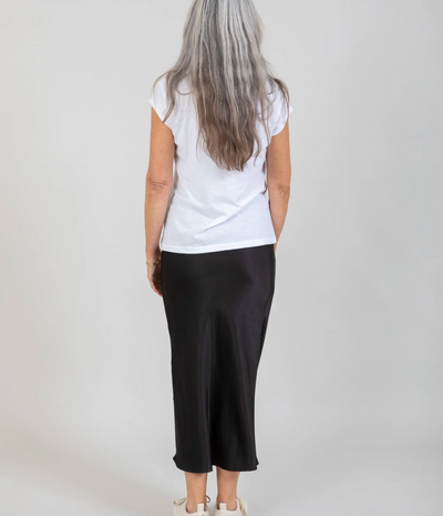 CC Heart - T-shirt - Black - Basic round neck