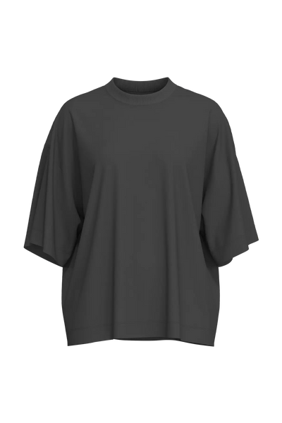 Oversized T-shirt i askefarve med rund hals og 2/4 ærmer fra Selected Femme.