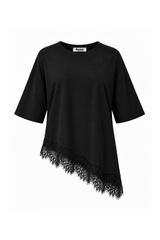 Sassy Copenhagen - Asymmetrisk T-shirt m. spets - Svart - Akacia