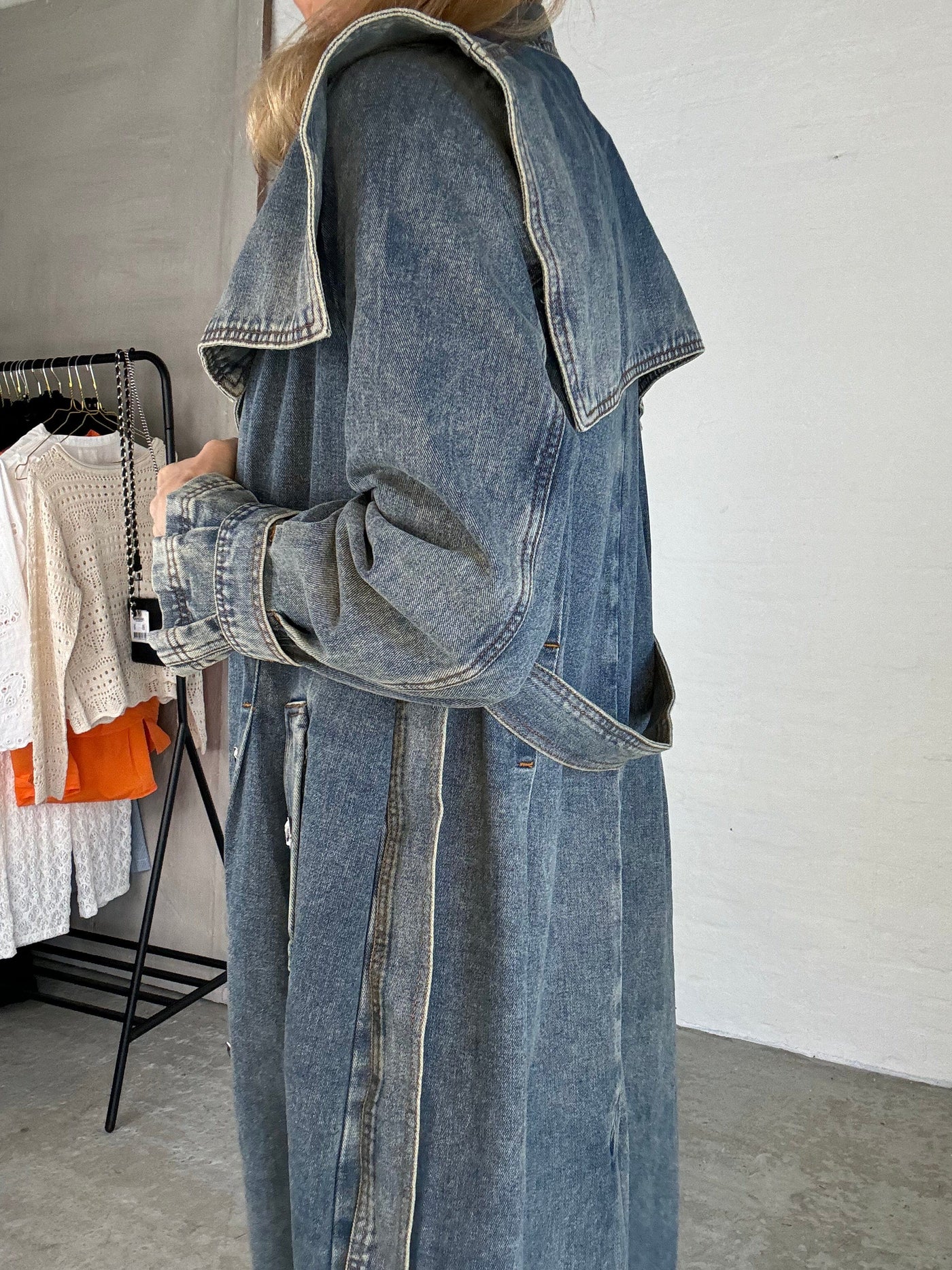 Sassy Copenhagen Jakker Denim trenchcoat jakke- Washed blue - Victoria - Sassy Copenhagen