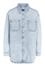 Lyseblå denimjakke fra Noisy May med løs pasform, knaplukning, forlommer og lange ærmer.